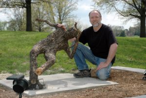 nature, art, sculpture, Adam Long, nature sculpture, Creve Coeur, Missouri, bark, tree, oak, fall, 
